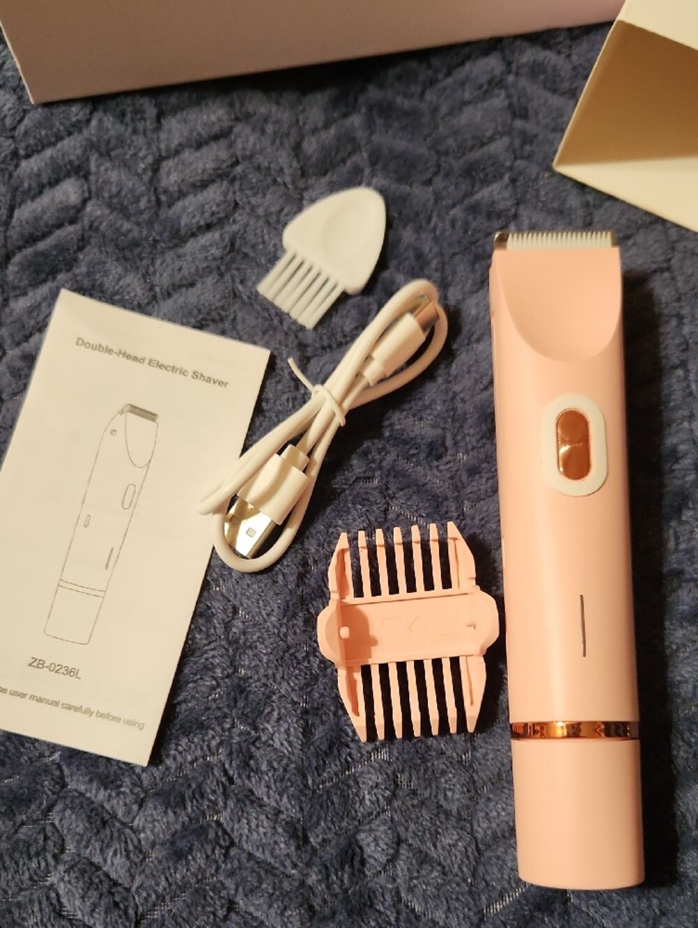 New!!! Dual-Head Facial Shaver for Women - Pink